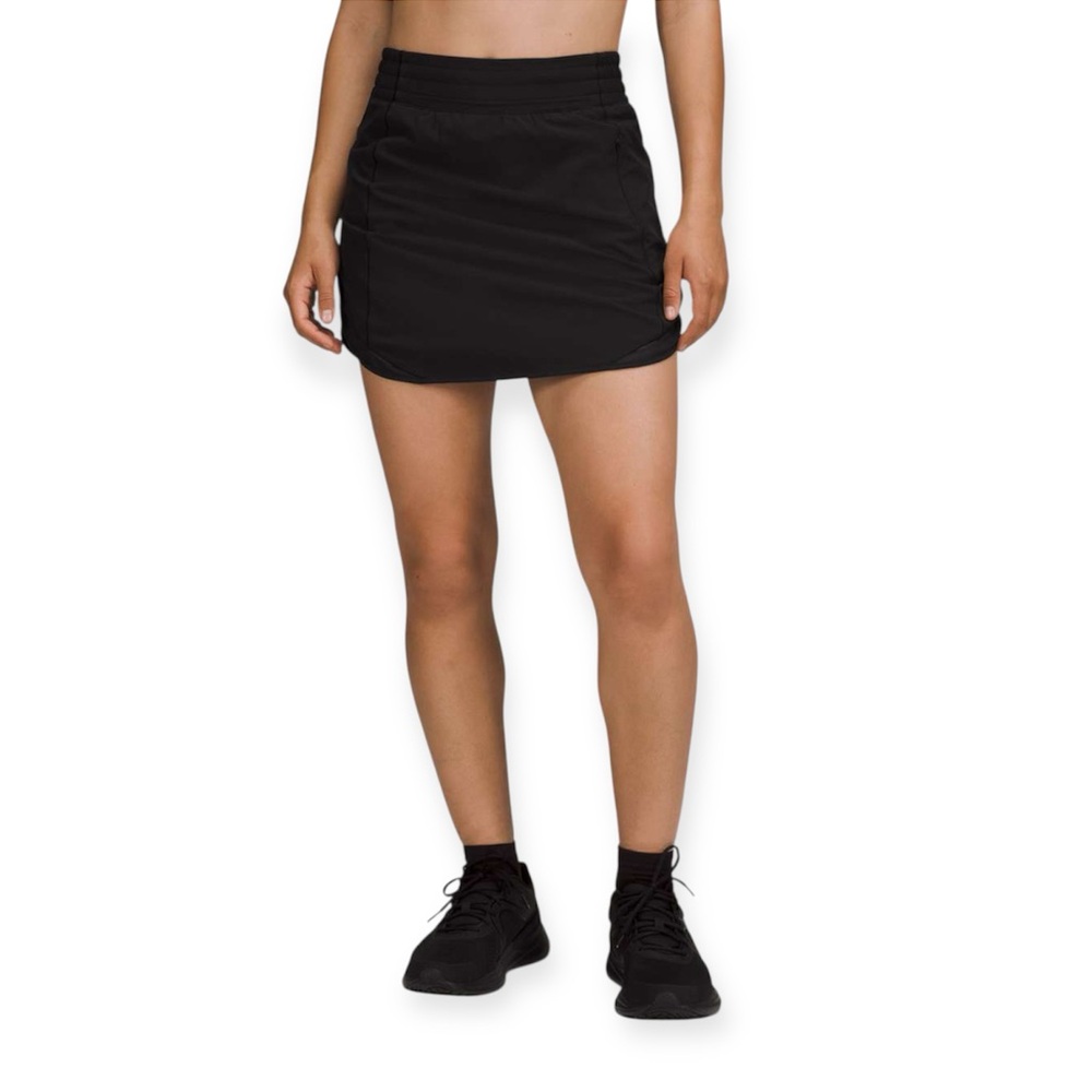 Lululemon Hotty Hot High-Rise Skirt Size 4
